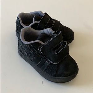 DC toddler sneakers (black)